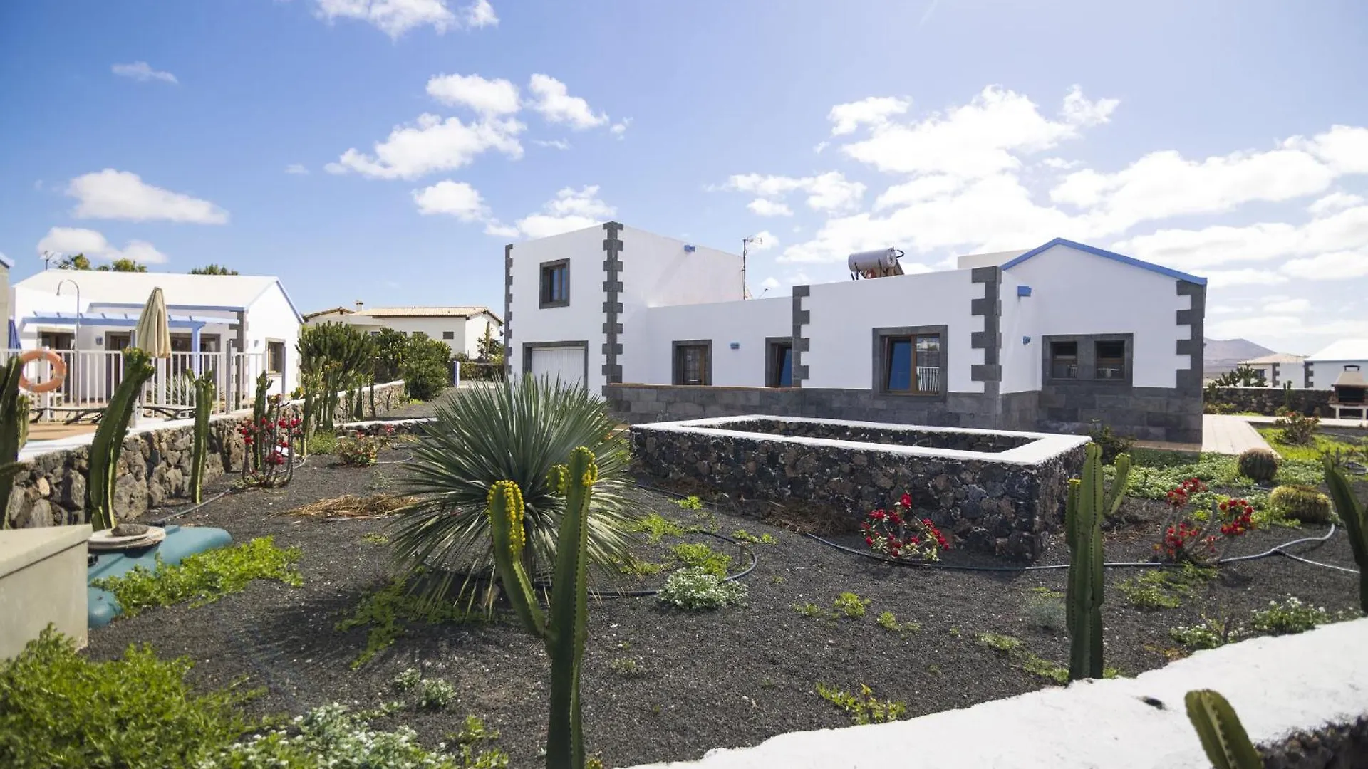 Villas & Apartamentos Tao Mazo Lajares